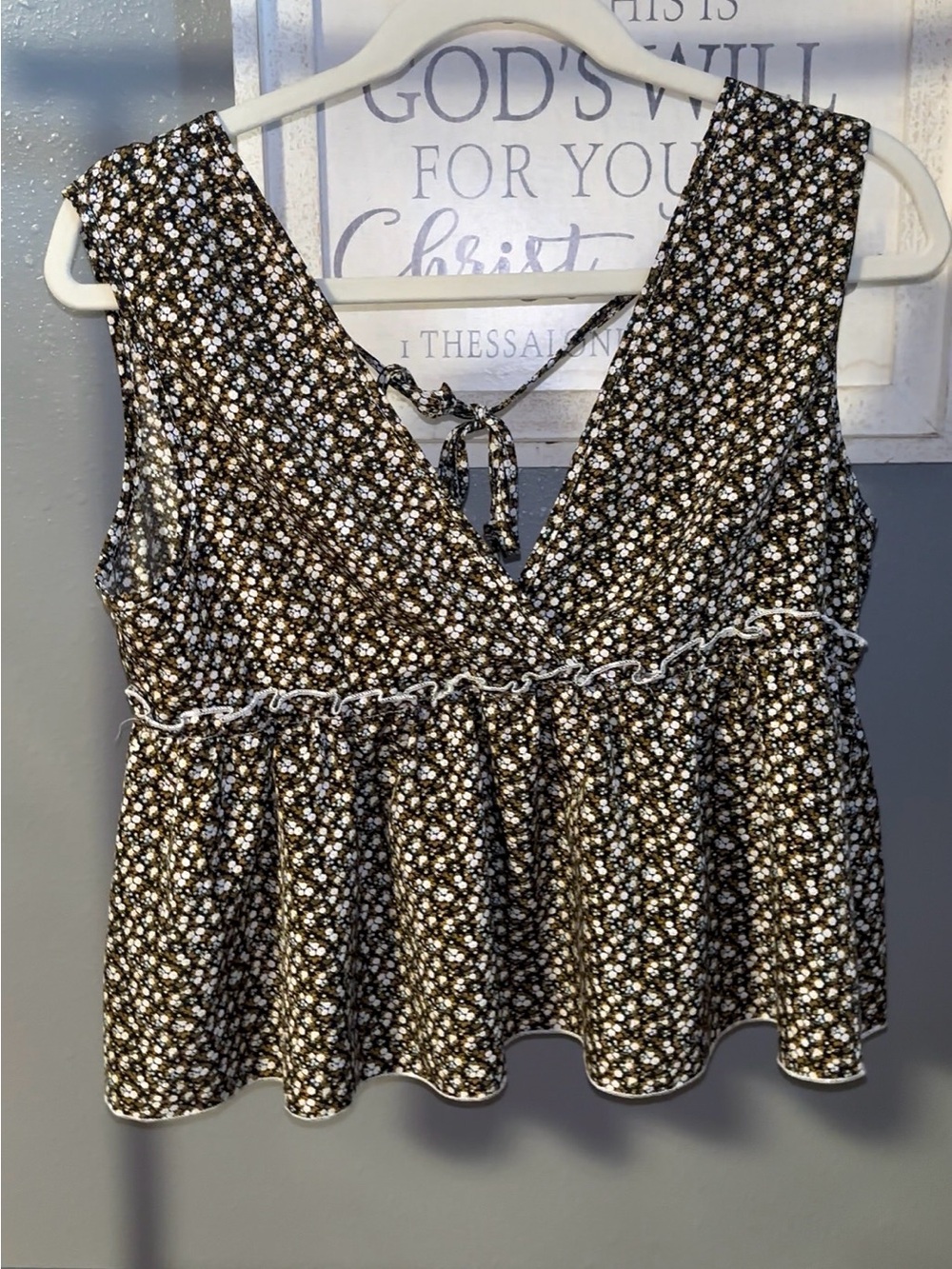 Black Floral V-Neck Peplum Tank Top - Women